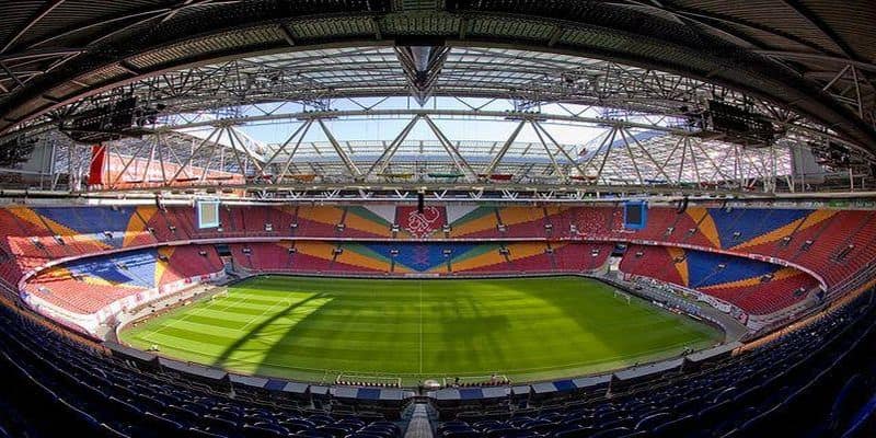 Johan Cruyff Arena là sân nhà chính thức của Hà Lan